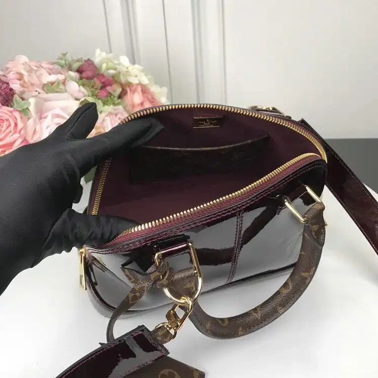 Fashionrepsfam ru Bags LV 19T1L0241 0511
